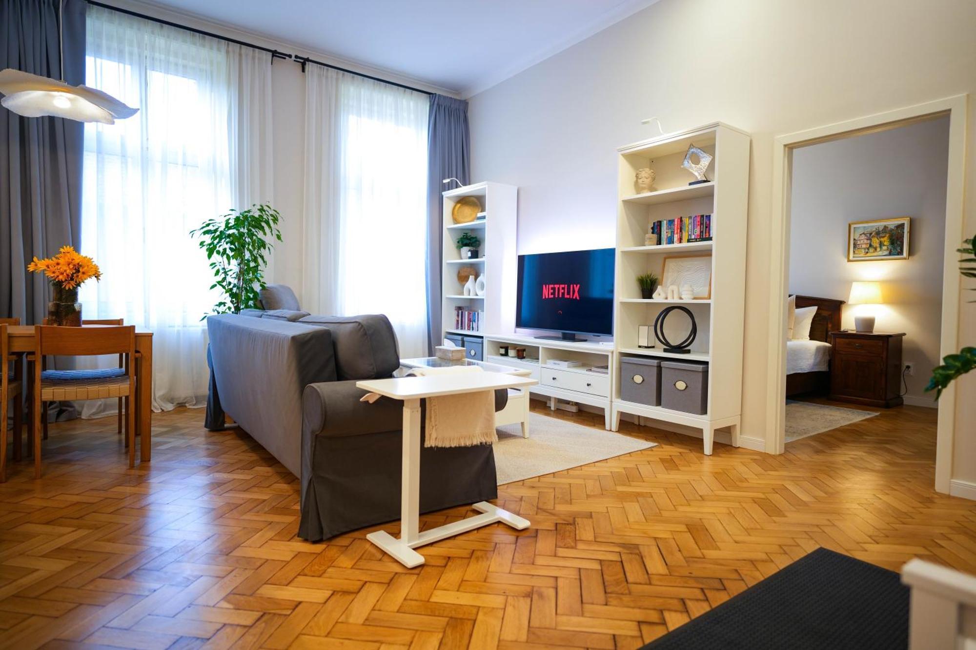 Apartment In Historic Center, Quiet Area, Ac 锡比乌 外观 照片